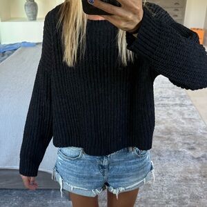 Double Zero Black  Chunky Pullover Sweater